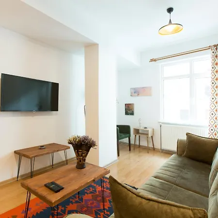 Port Apartment